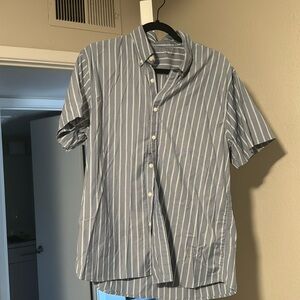 Men’s Large short sleeved button down shirt from Abercrombie & Fitch.